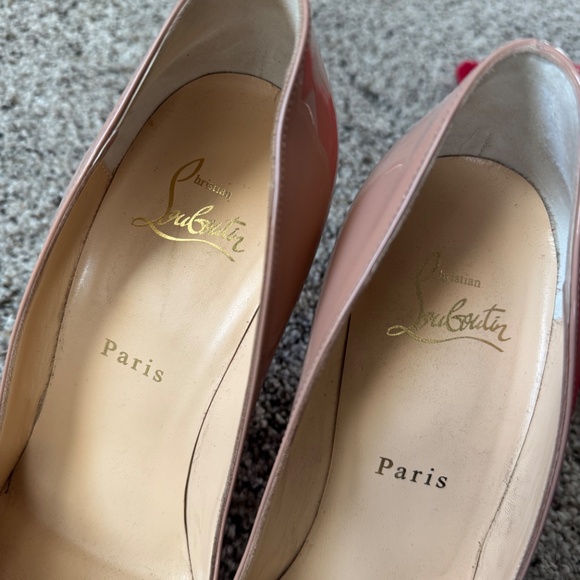 Christian Louboutin Pigalle Follies Pointed Toe Pump - Picture 4 of 7